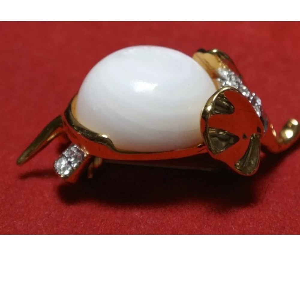 Vintage Butler Elephant Brooch - Picture 3 of 10